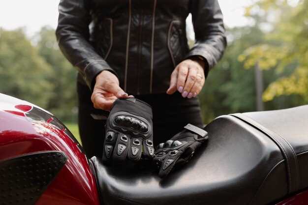 Best Motorcycle Gloves for Comfort and Protection